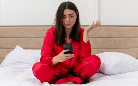 The Silent Signs of Desperation in Dating And How They Sabotage Your Worth, Discernment & Destiny